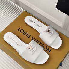 Louis Vuitton Slippers